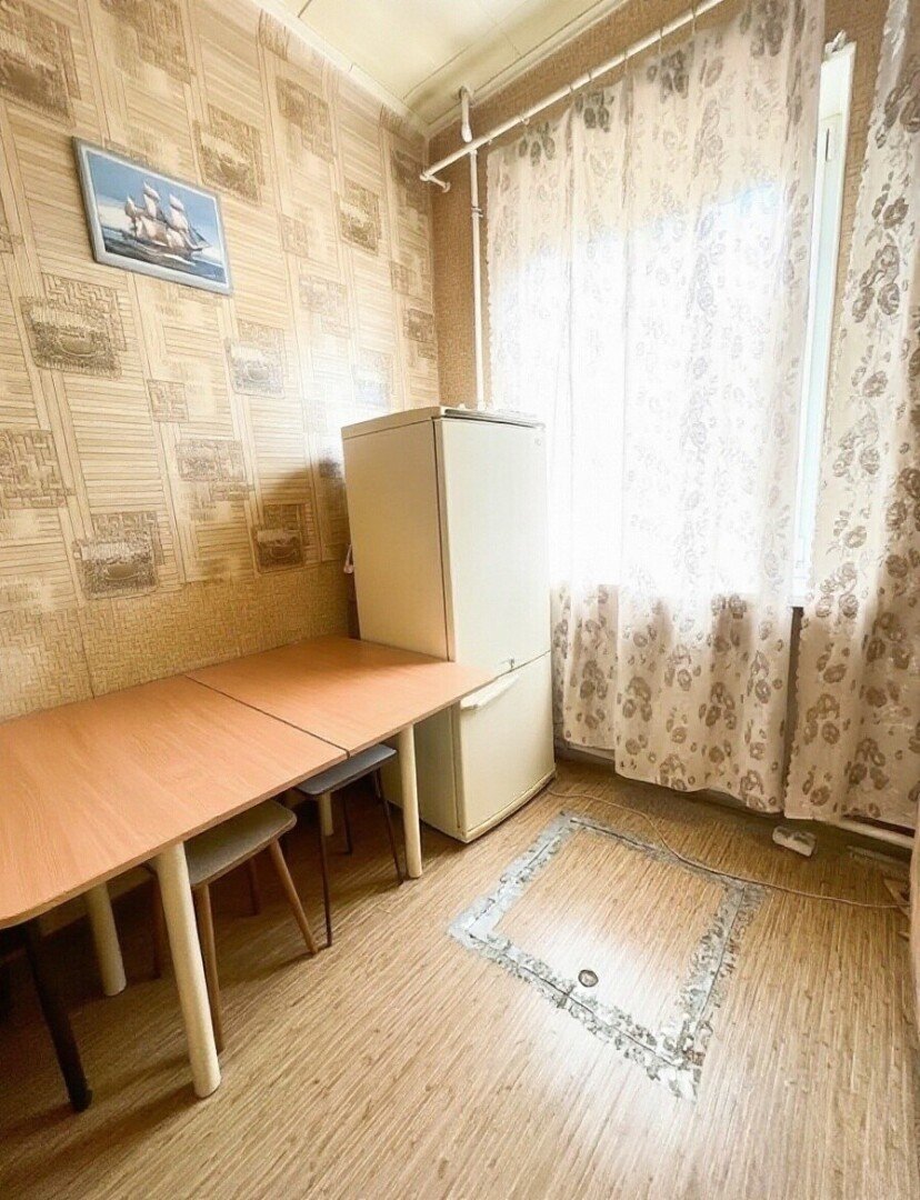 Фото №4: 2-комнатная квартира 49&nbsp;м², 1/2&nbsp;эт. - Мариуполь, р. Жовтневый, ул. Административная площадь