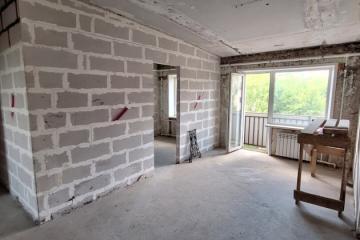 Фото №1: 3-комнатная квартира 56&nbsp;м², 5/5&nbsp;эт. - Мариуполь, р. Жовтневый, пр-кт Нахимова, 194