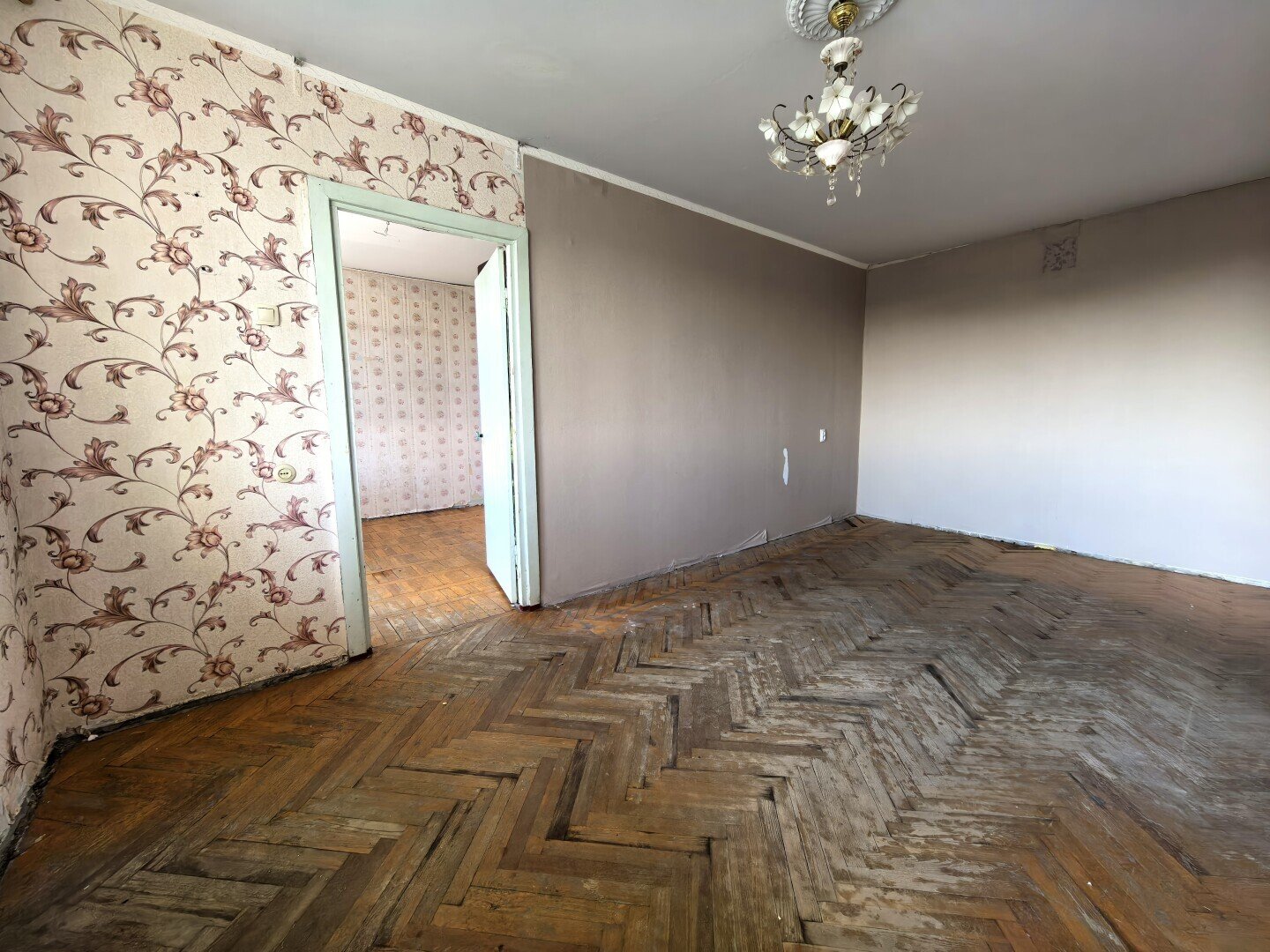 Фото №8: 3-комнатная квартира 53&nbsp;м², 6/9&nbsp;эт. - Мариуполь, р. Жовтневый, ул. Зелинского, 104