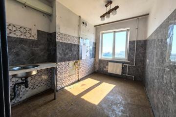 Фото №1: 3-комнатная квартира 53 м², 6/9 эт. - Мариуполь, р. Жовтневый, ул. Зелинского, 104