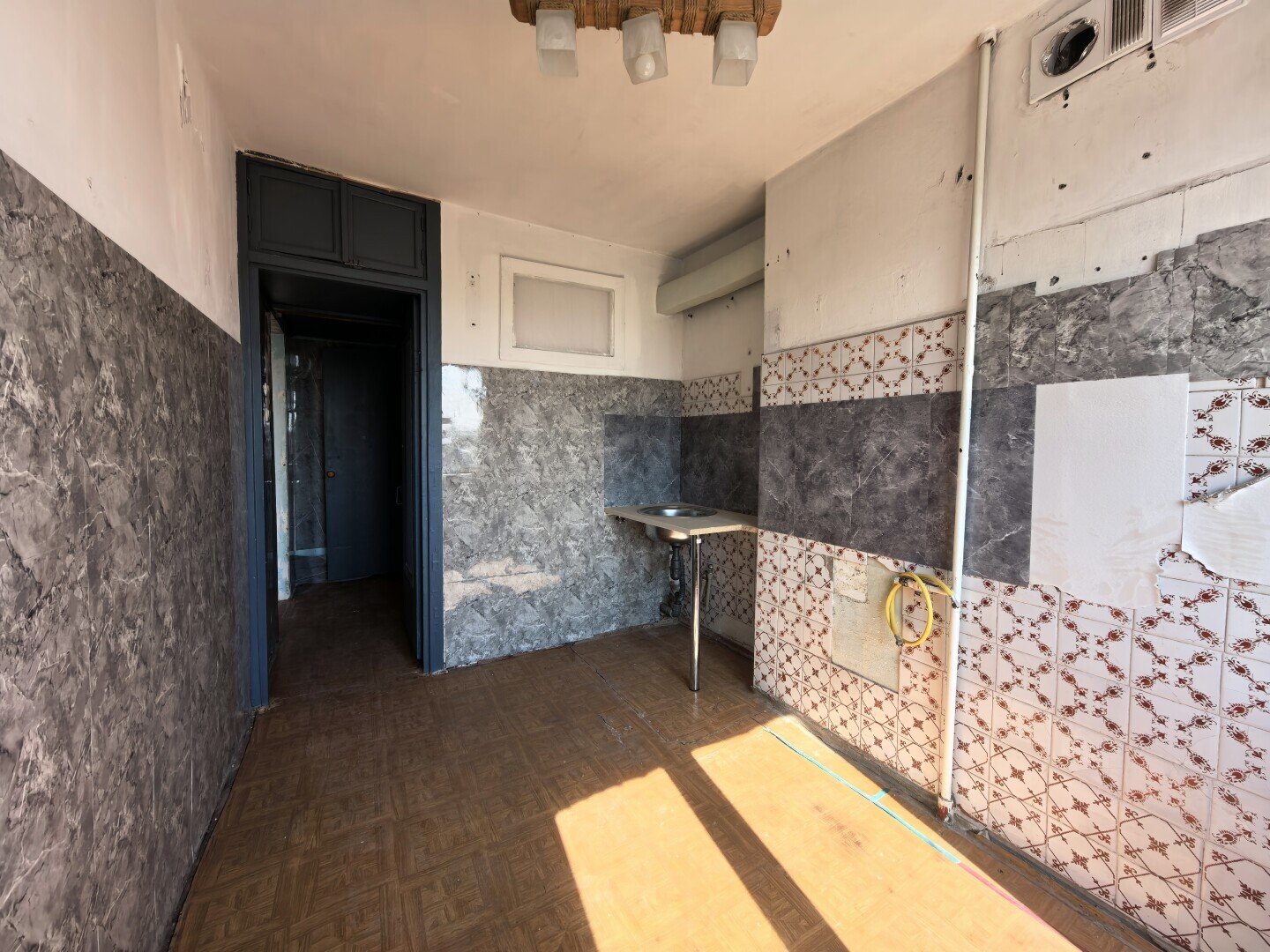 Фото №2: 3-комнатная квартира 53&nbsp;м², 6/9&nbsp;эт. - Мариуполь, р. Жовтневый, ул. Зелинского, 104
