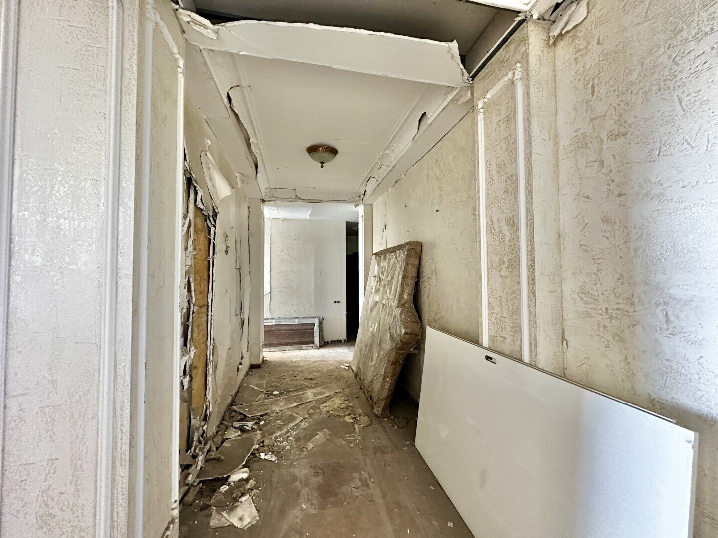 Фото №9: 3-комнатная квартира 203&nbsp;м², 5/10&nbsp;эт. - Мариуполь, р. Жовтневый, пр-кт Строителей, 110