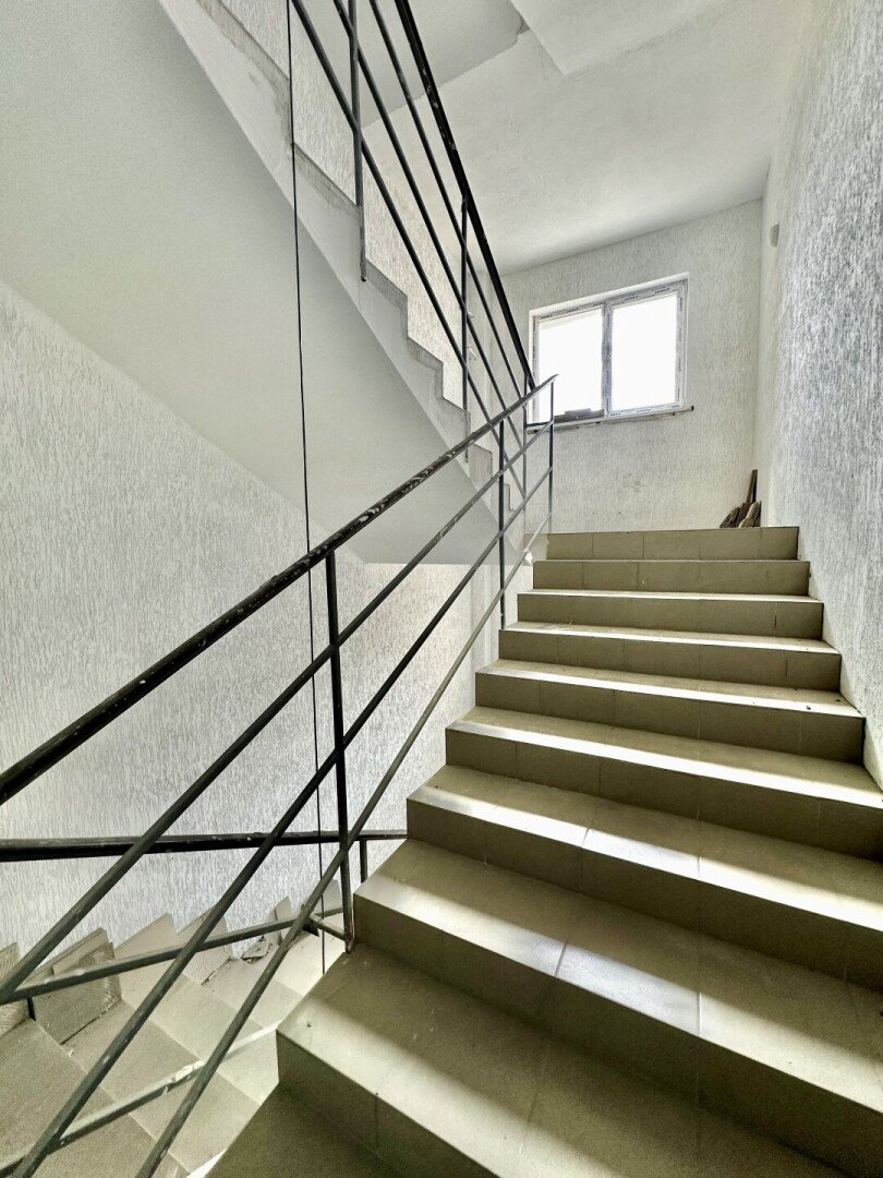 Фото №23: 3-комнатная квартира 203&nbsp;м², 5/10&nbsp;эт. - Мариуполь, р. Жовтневый, пр-кт Строителей, 110