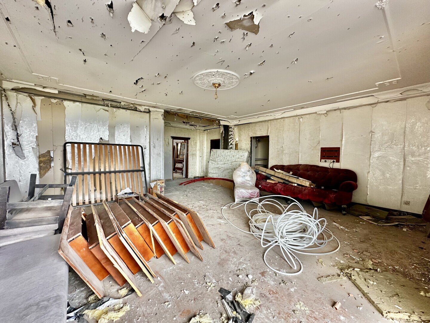 Фото №13: 3-комнатная квартира 203&nbsp;м², 5/10&nbsp;эт. - Мариуполь, р. Жовтневый, пр-кт Строителей, 110
