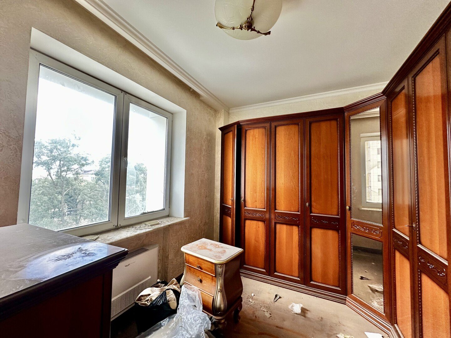 Фото №3: 3-комнатная квартира 203&nbsp;м², 5/10&nbsp;эт. - Мариуполь, р. Жовтневый, пр-кт Строителей, 110