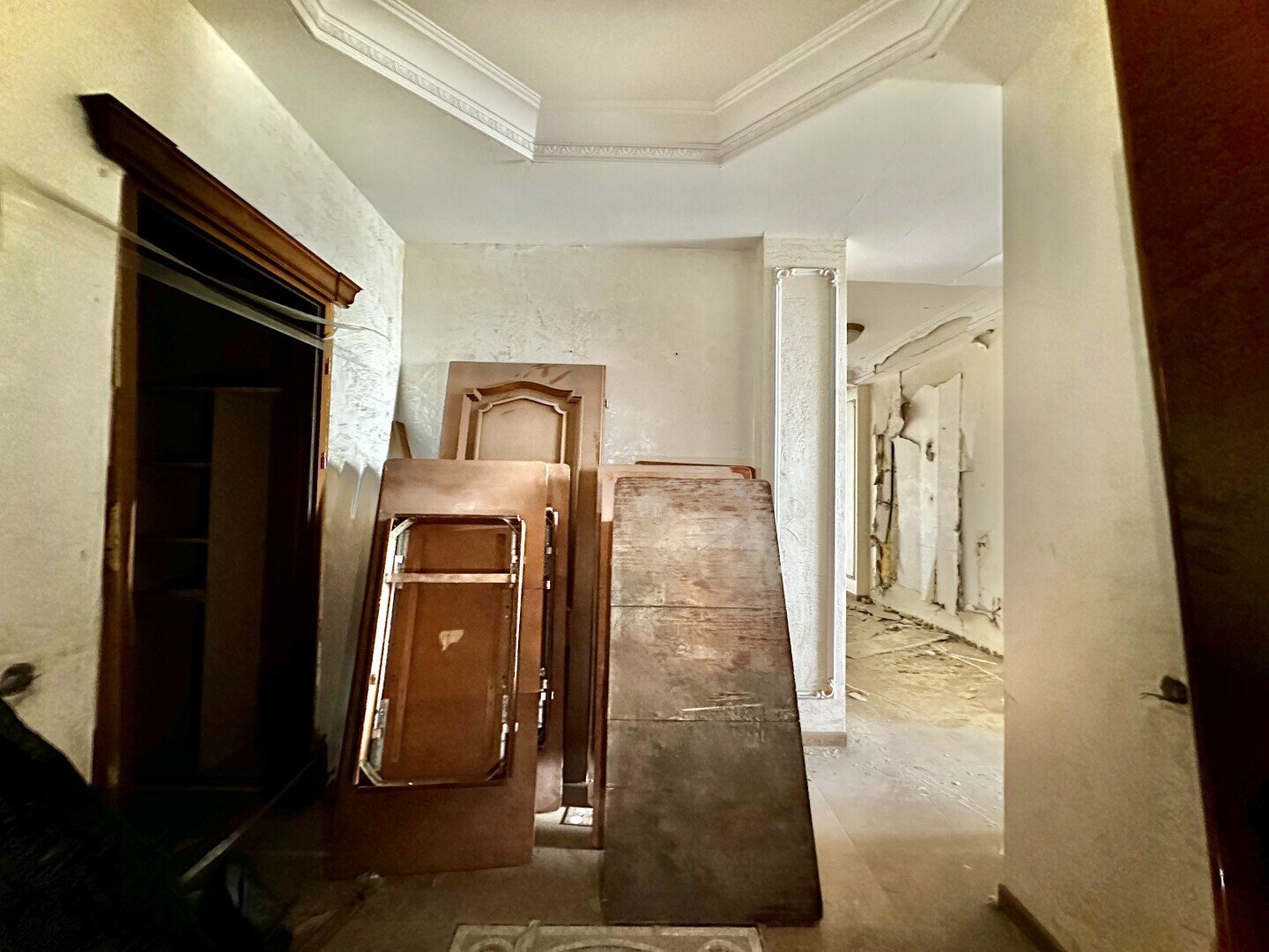 Фото №19: 3-комнатная квартира 203&nbsp;м², 5/10&nbsp;эт. - Мариуполь, р. Жовтневый, пр-кт Строителей, 110