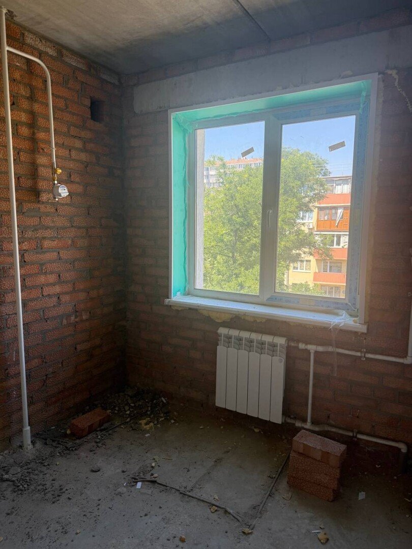 Фото №4: 3-комнатная квартира 62&nbsp;м², 4/5&nbsp;эт. - Мариуполь, р. Жовтневый, пр-кт Строителей, 62