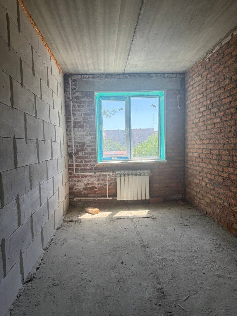 Фото №9: 3-комнатная квартира 62&nbsp;м², 4/5&nbsp;эт. - Мариуполь, р. Жовтневый, пр-кт Строителей, 62
