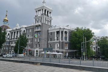 Фото №1: 3-комнатная квартира 71&nbsp;м², 3/5&nbsp;эт. - Мариуполь, р. Жовтневый, ул. Артёма, 48