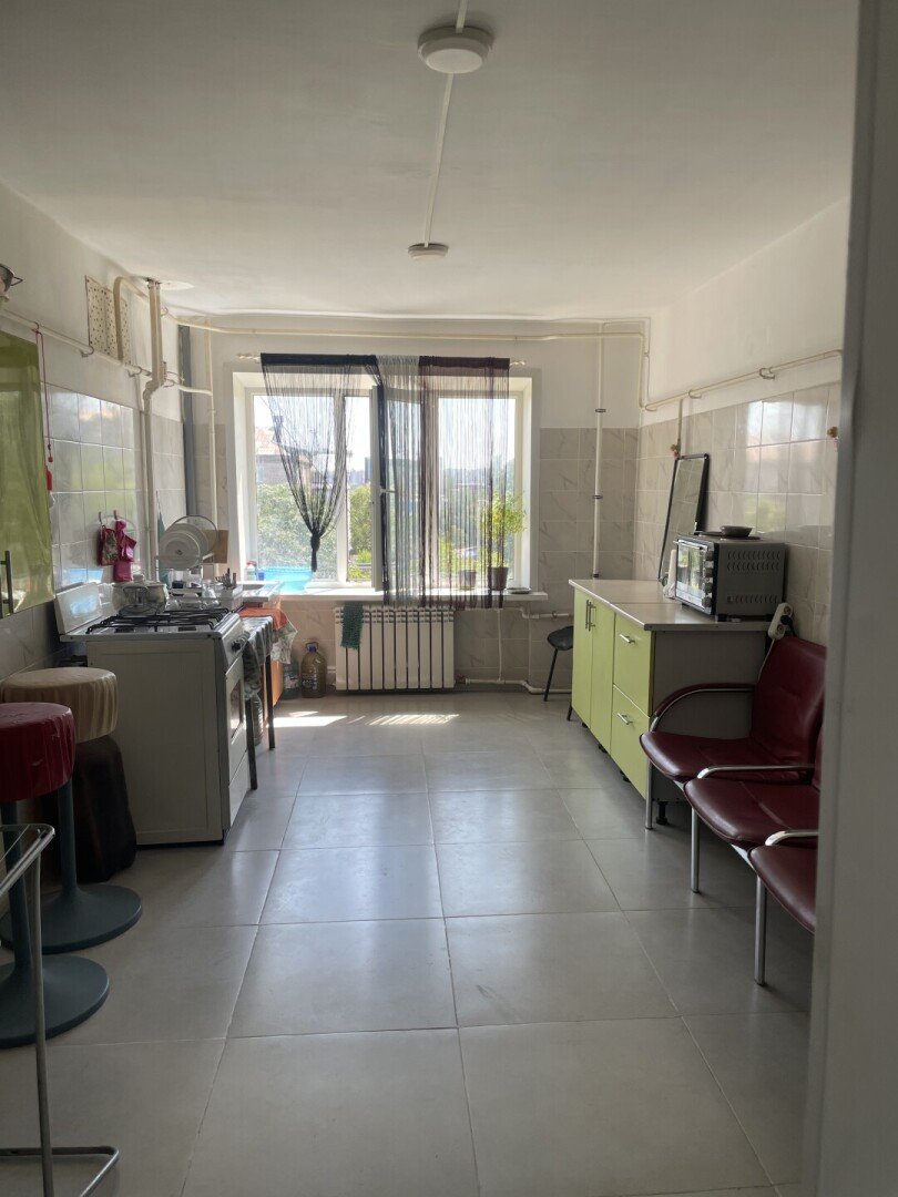 Фото №6: Студия 17&nbsp;м², 4/5&nbsp;эт. - Мариуполь, р. Ильичёвский, ул. Карпинского, 76