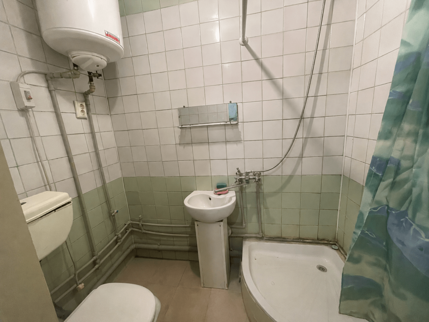 Фото №4: Студия 17&nbsp;м², 4/5&nbsp;эт. - Мариуполь, р. Ильичёвский, ул. Карпинского, 76