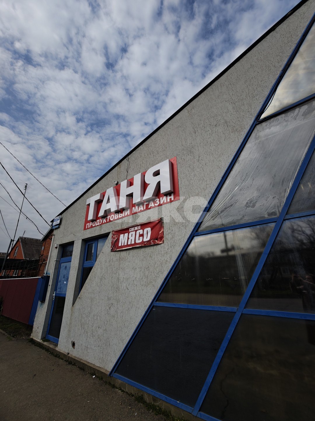 Фото №3: Коммерция 166&nbsp;м², 1/2&nbsp;эт. - Кореновск, мкр. 2-й квартал, ул. Ленина, 77