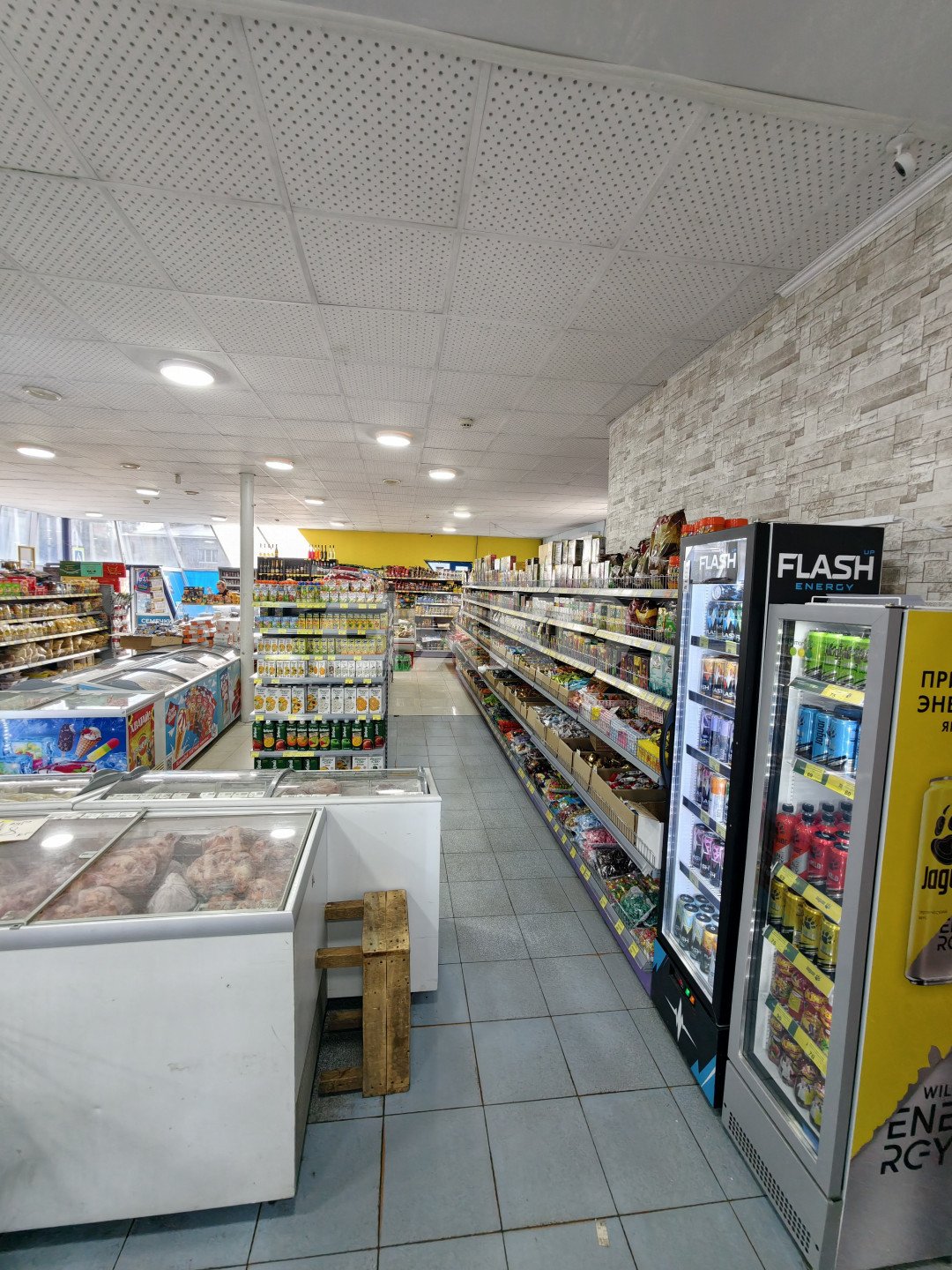 Фото №18: Коммерция 166&nbsp;м², 1/2&nbsp;эт. - Кореновск, мкр. 2-й квартал, ул. Ленина, 77