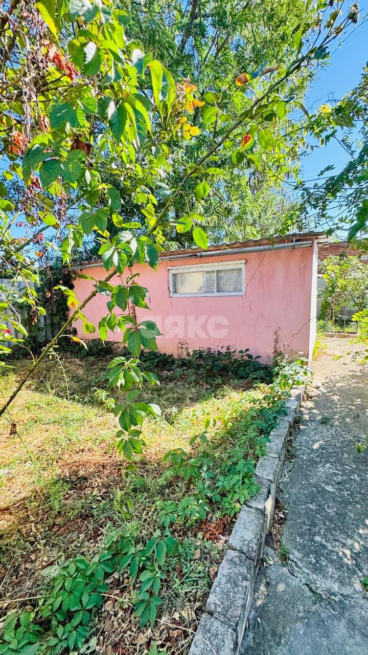 Фото №7: Часть дома 130&nbsp;м² + 8.38&nbsp;сот., 1&nbsp;эт. - Кореновск, мкр. 1-й квартал, ул. Фрунзе