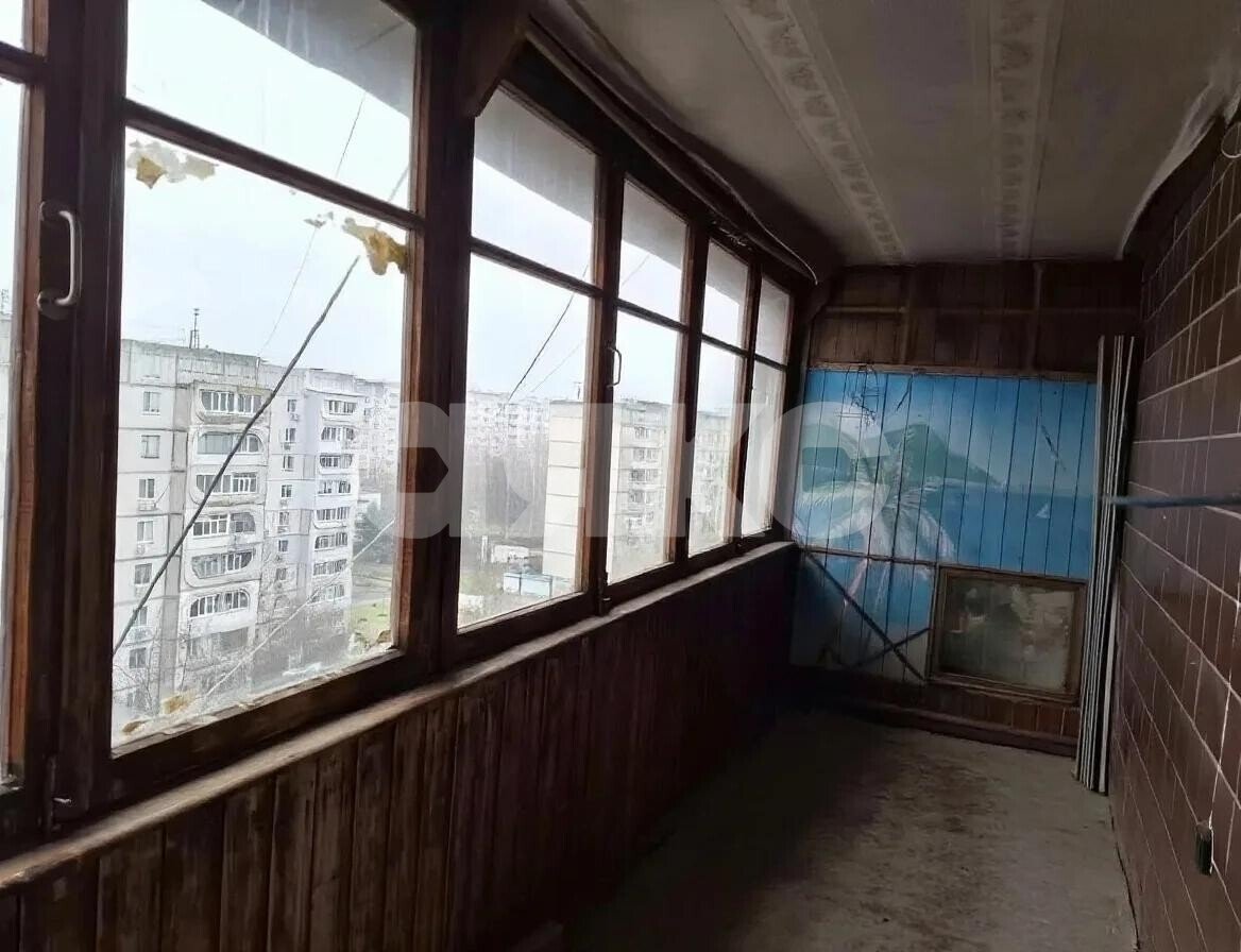 Фото №8: 2-комнатная квартира 55&nbsp;м², 10/12&nbsp;эт. - Луганск, Артёмовский, мкр. квартал Героев Сталинграда, 9
