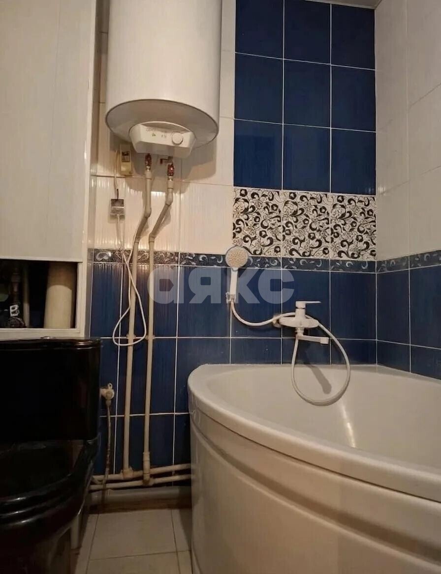 Фото №5: 2-комнатная квартира 55&nbsp;м², 10/12&nbsp;эт. - Луганск, Артёмовский, мкр. квартал Героев Сталинграда, 9