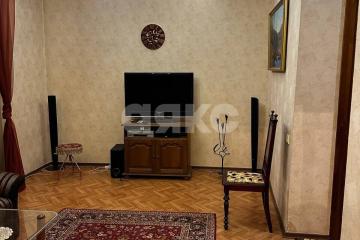 Фото №1: 3-комнатная квартира 89 м², 4/4 эт. - Луганск, р. Жовтневый, ул. Октябрьская, 2