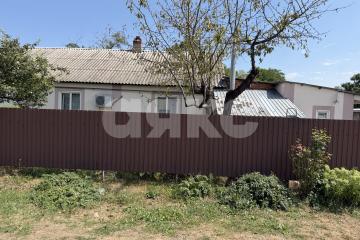 Фото №1: 2-комнатная квартира 43 м², 1/1 эт. - Комсомольский, ул. Пионерская, 7