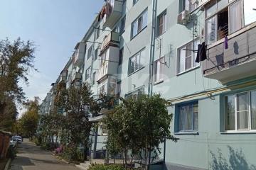 Фото №1: 3-комнатная квартира 59&nbsp;м², 5/5&nbsp;эт. - Армавир, мкр. Комсомольский, ул. Халтурина, 185