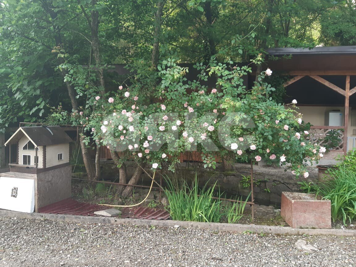 Фото №42: Дом 182&nbsp;м² + 945&nbsp;сот., 2&nbsp;эт. - Раздольное, Хостинский, мкр. СНТ Ручеёк, ул. Изобильная, 42