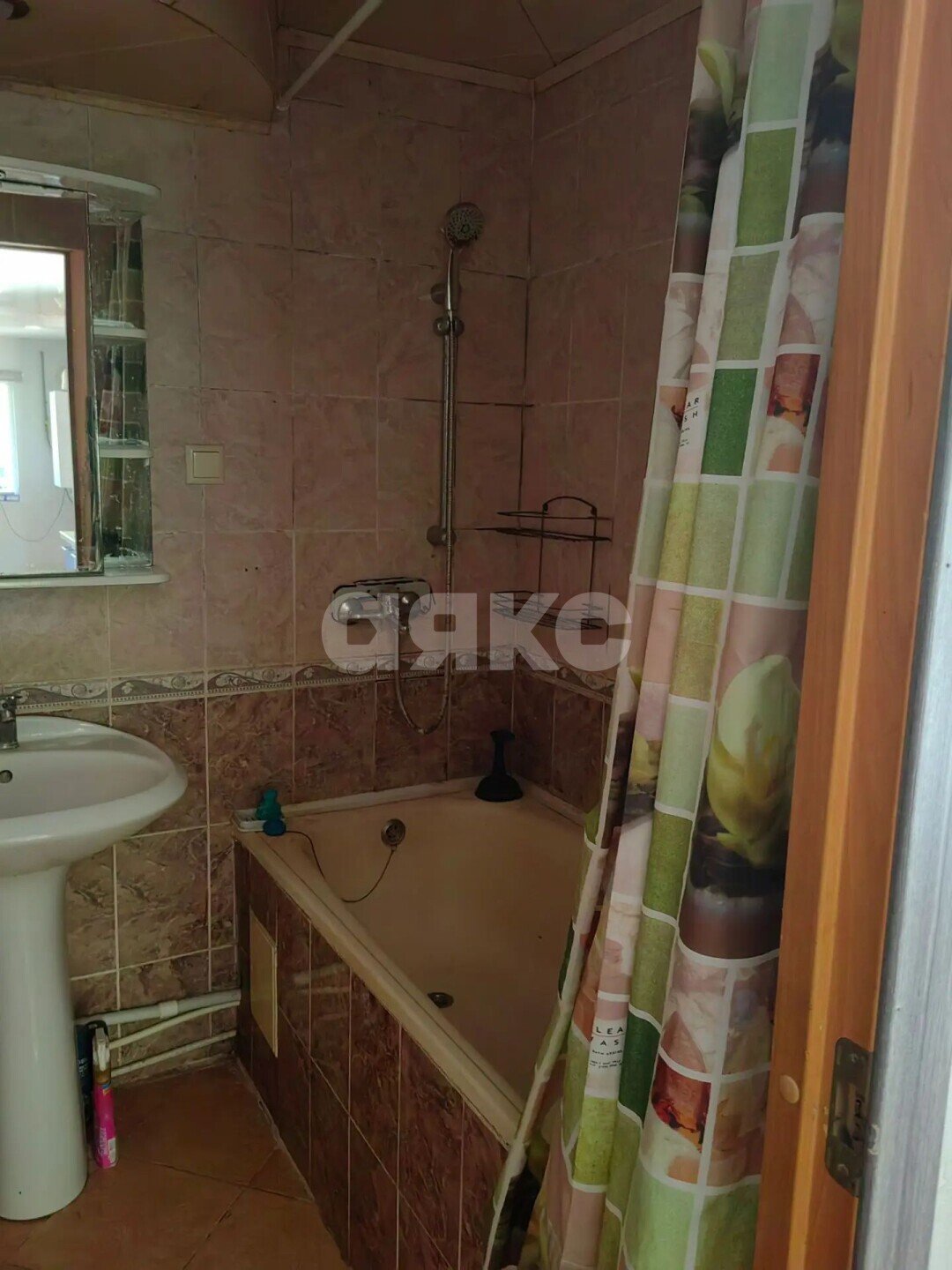 Фото №8: Дом 70&nbsp;м² + 9&nbsp;сот., 1&nbsp;эт. - Гостагаевская, ул. Красноармейская