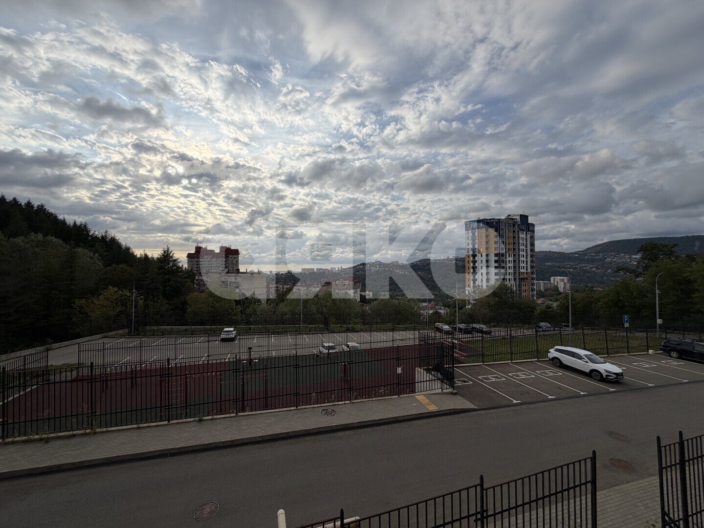Фото №28: 2-комнатная квартира 48&nbsp;м², 3/10&nbsp;эт. - Сочи, Центральный, мкр. Заречный, ул. Вишнёвая, 38/1к1