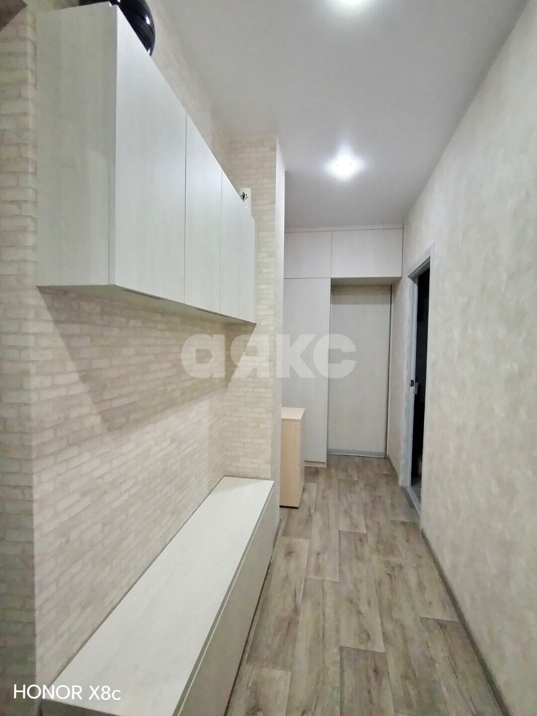 Фото №21: 2-комнатная квартира 59&nbsp;м², 18/19&nbsp;эт. - Волгоград, Дзержинский, п. Ангарский, ул. Ангарская, 9Г
