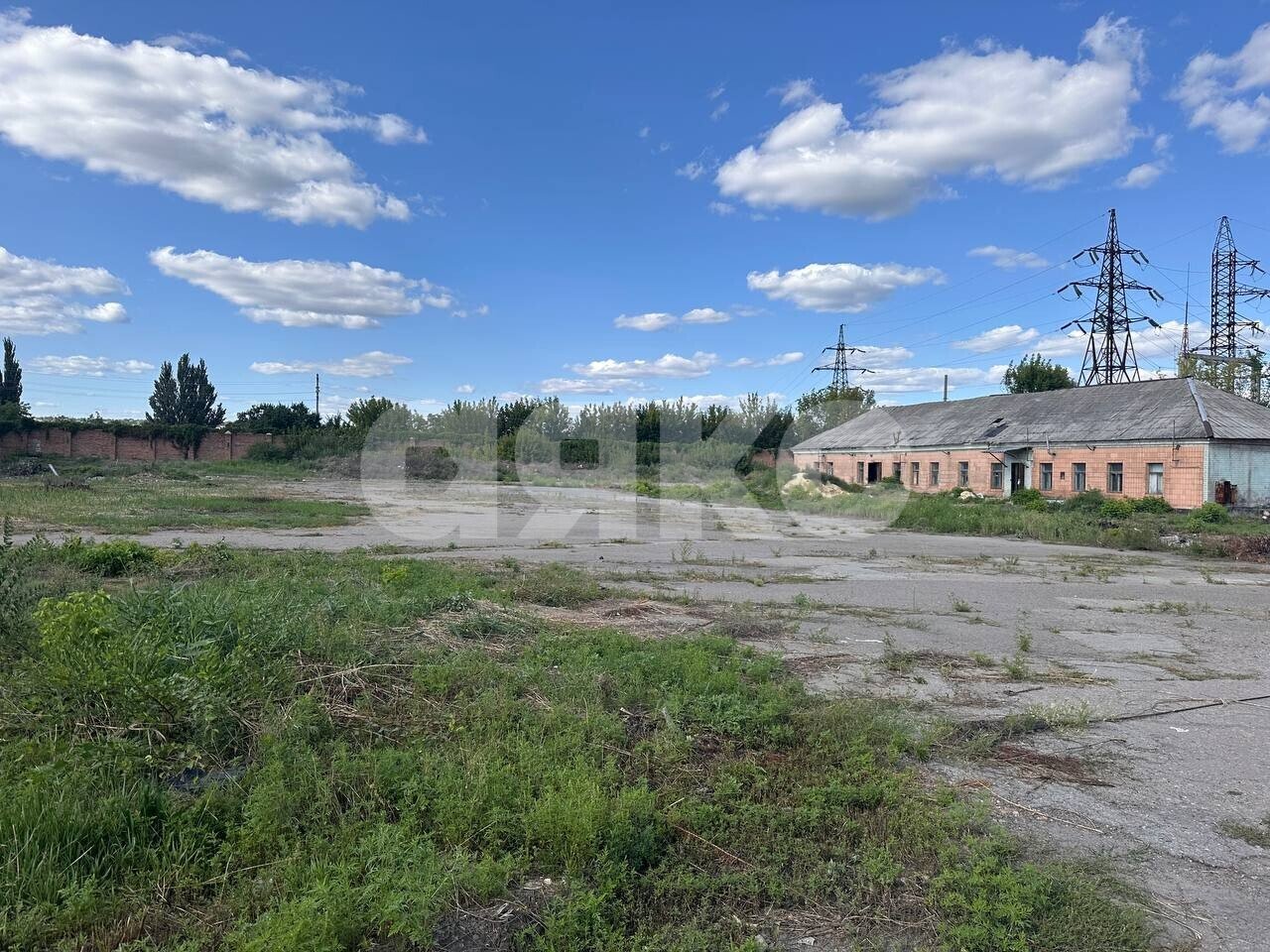 Фото №1: Коммерция 2317&nbsp;м², 1/1&nbsp;эт. - Луганск, р. Ленинский, ул. Почтовая, 1