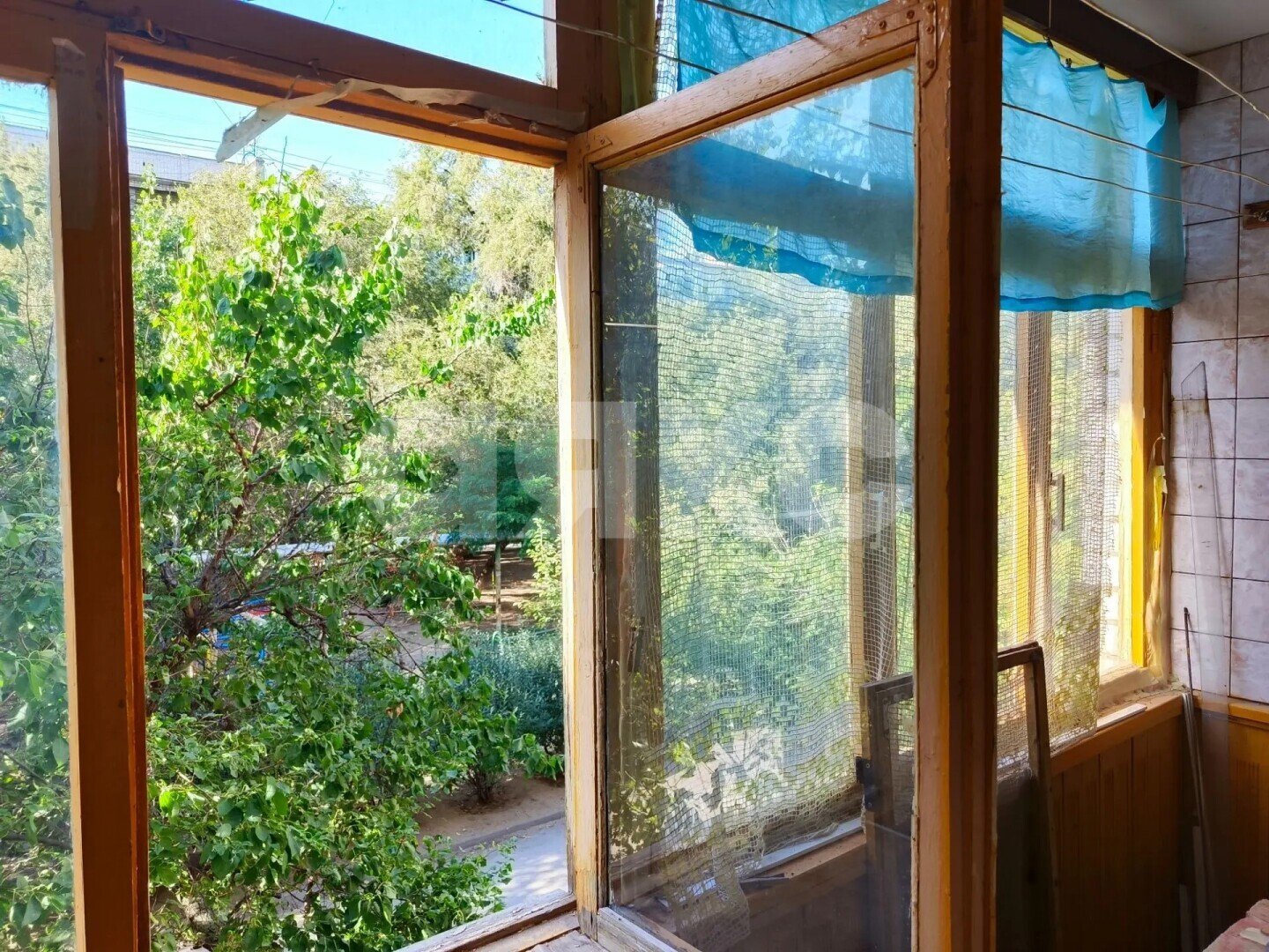 Фото №5: 2-комнатная квартира 50&nbsp;м², 2/5&nbsp;эт. - Волгоград, Ворошиловский, мкр. 208-й, ул. Милиционера Буханцева, 22