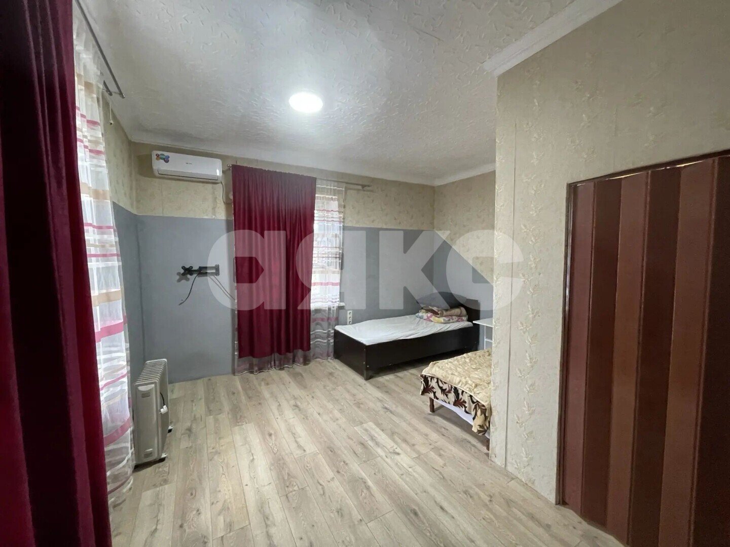 Фото №3: Комната 20&nbsp;м², 1/2&nbsp;эт. - Туапсе, ул. Клары Цеткин, 35