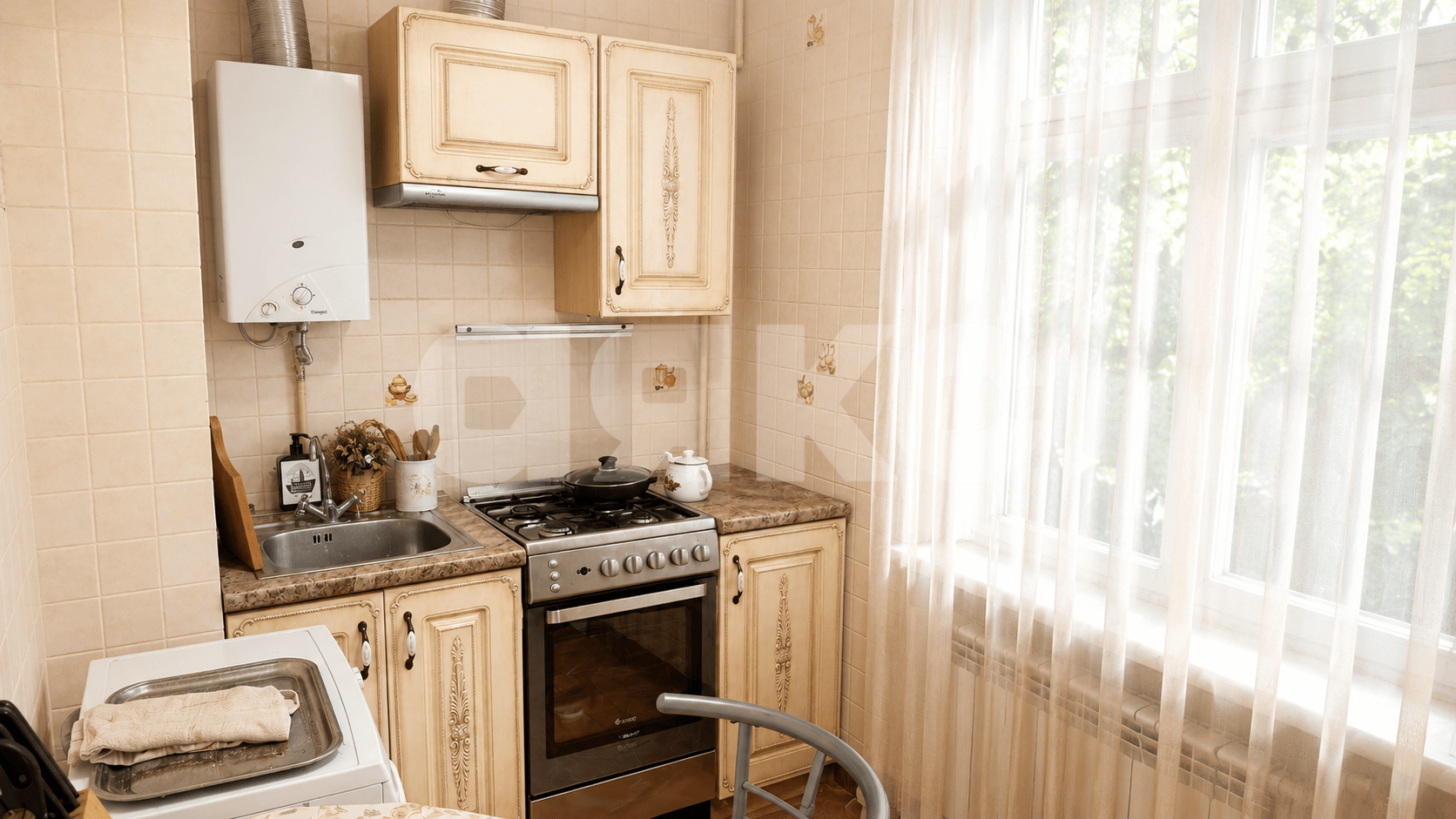 Фото №6: 2-комнатная квартира 45&nbsp;м², 1/2&nbsp;эт. - Луганск, Жовтневый, мкр. 10-й квартал, 11