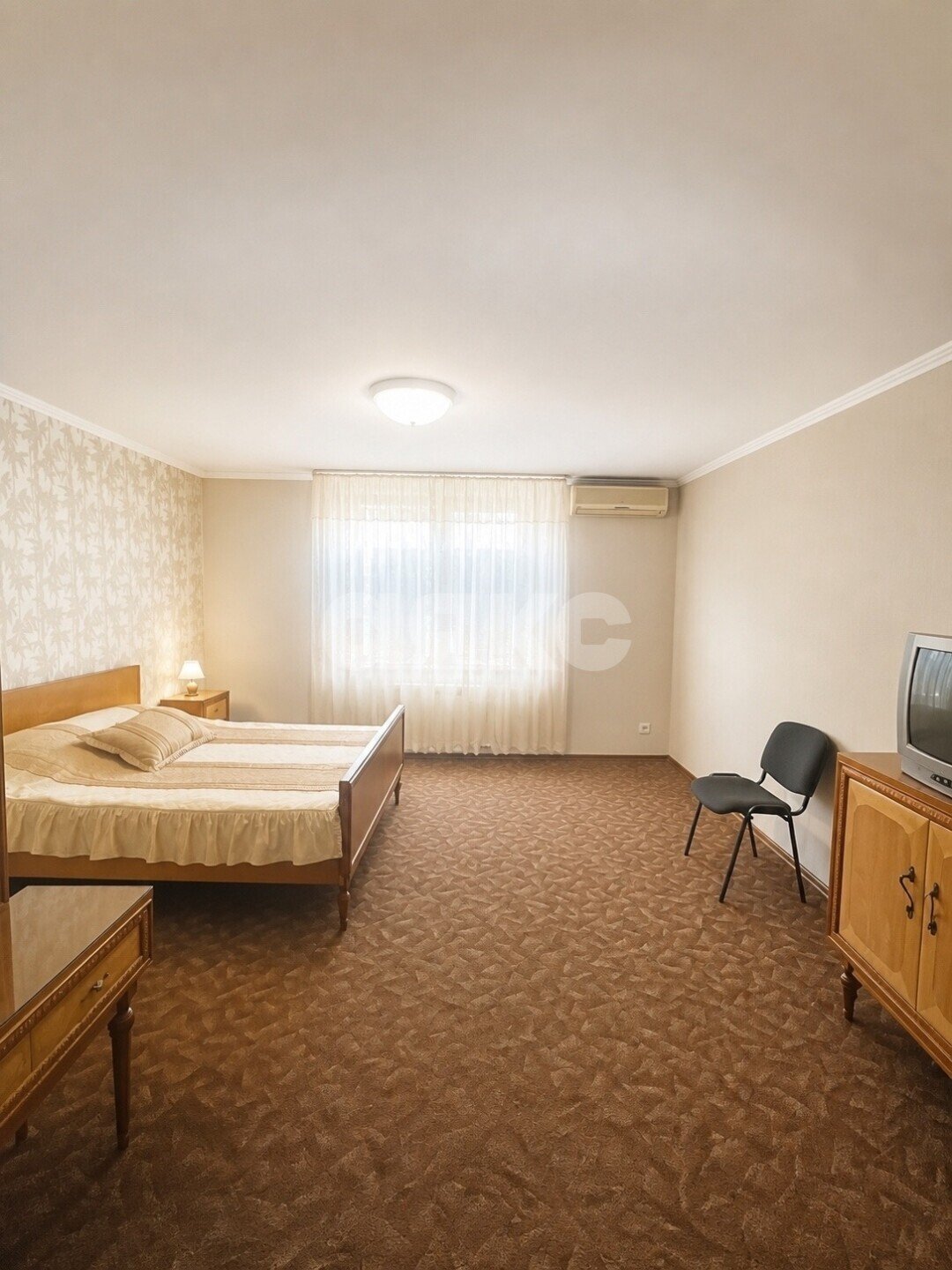 Фото №5: Дом 270&nbsp;м² + 5&nbsp;сот., 2&nbsp;эт. - Луганск, р. Ленинский, ул. Оборонная, 61