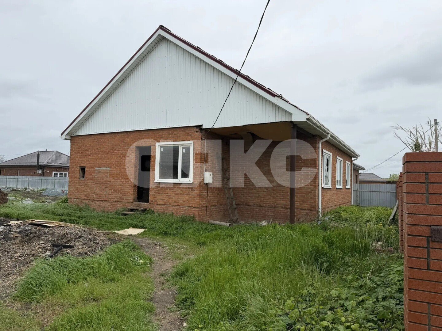 Фото №1: Дом 107&nbsp;м² + 5.5&nbsp;сот., 1&nbsp;эт. - Платнировская, ул. Красная, 47