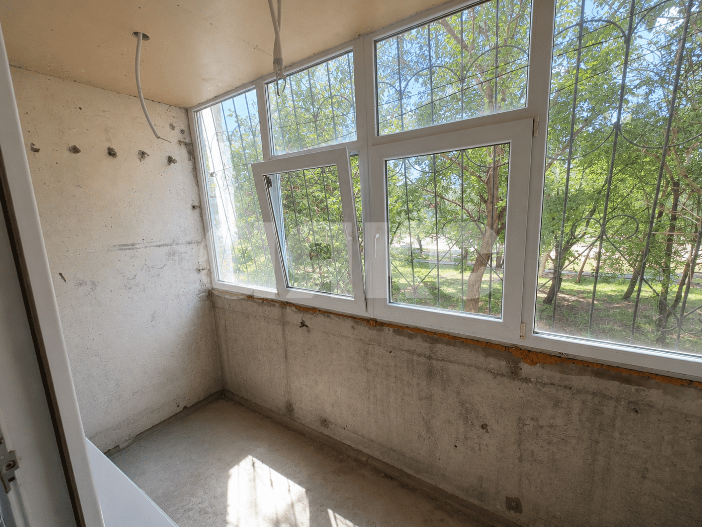 Фото №12: 2-комнатная квартира 53&nbsp;м², 1/9&nbsp;эт. - Луганск, Артёмовский, мкр. Ольховский квартал, 14А