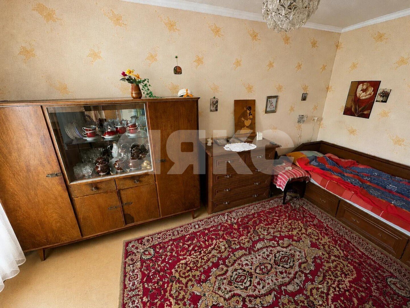 Фото №4: 3-комнатная квартира 53&nbsp;м², 5/5&nbsp;эт. - Краснодон, ул. площадь Ленина, 1