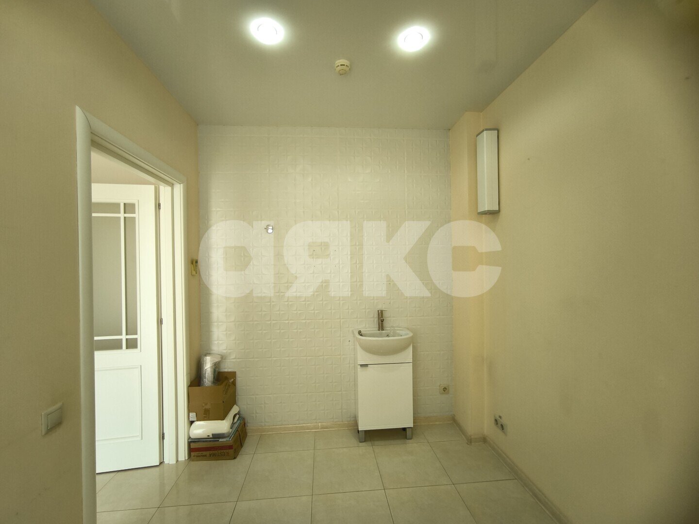 Фото №15: Коммерция 61&nbsp;м², 1/9&nbsp;эт. - Горячий Ключ, мкр. Администрация, ул. Объездная, 2В