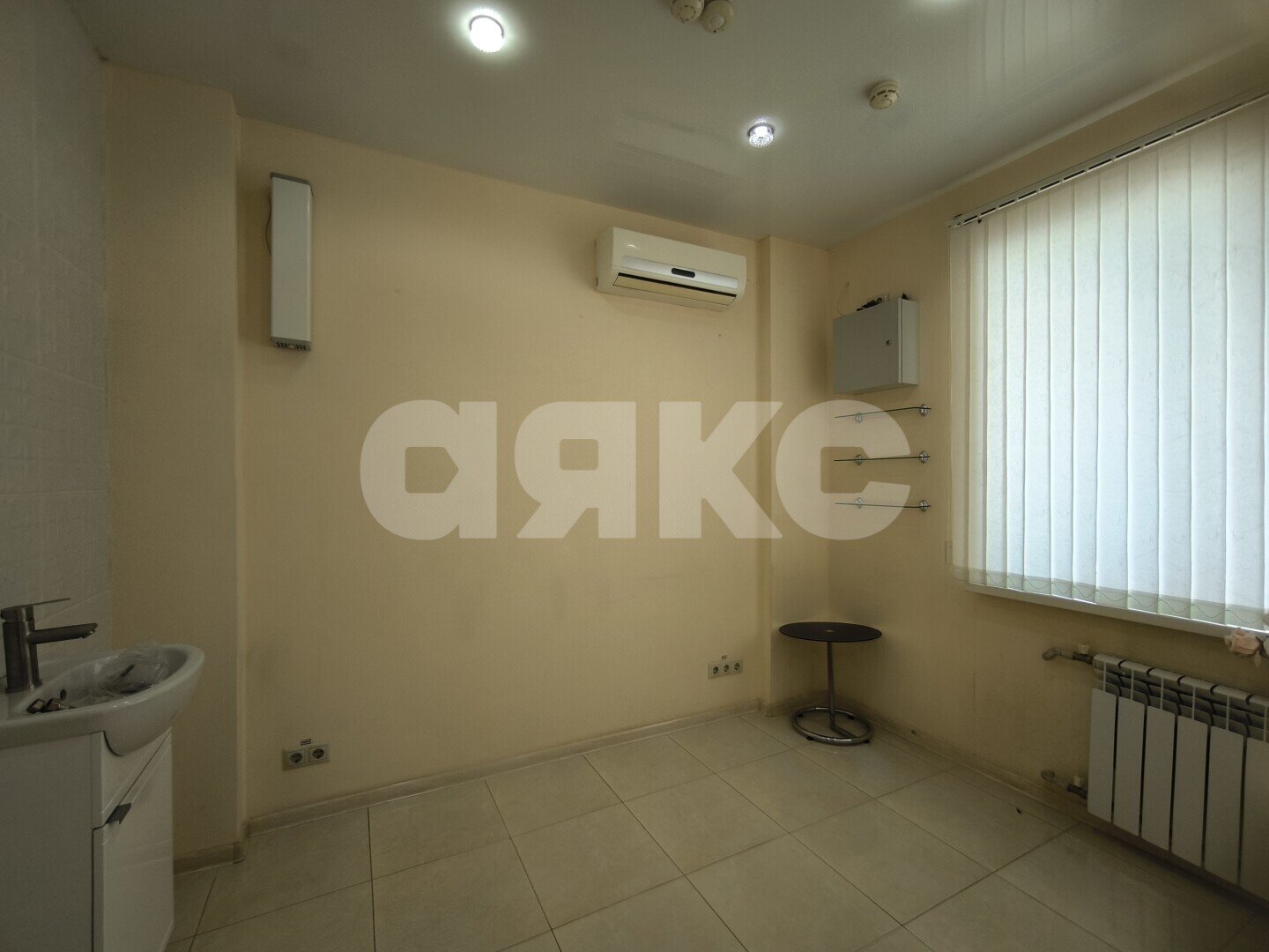 Фото №13: Коммерция 61&nbsp;м², 1/9&nbsp;эт. - Горячий Ключ, мкр. Администрация, ул. Объездная, 2В