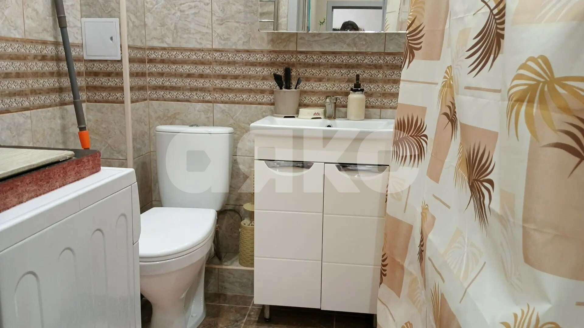 Фото №12: 2-комнатная квартира 50&nbsp;м², 1/3&nbsp;эт. - Горячий Ключ, мкр. Администрация, ул. Тельмана, 52