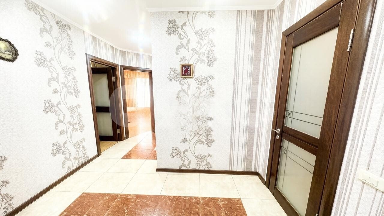 Фото №4: 2-комнатная квартира 61&nbsp;м², 3/7&nbsp;эт. - Горячий Ключ, мкр. Администрация, ул. Тараника, 12А