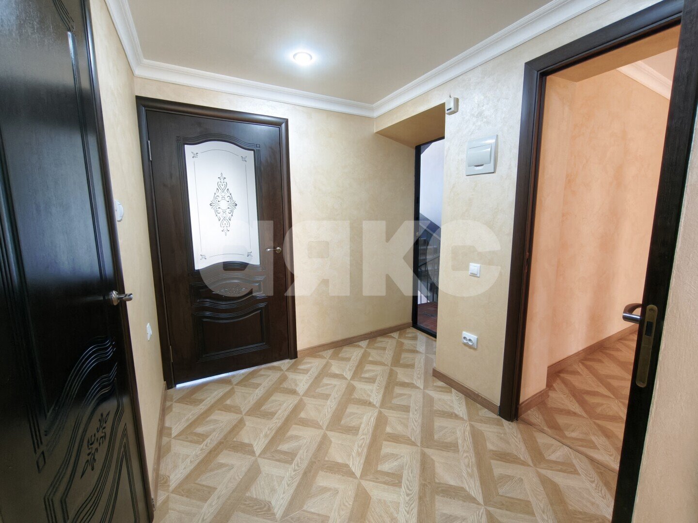 Фото №2: 2-комнатная квартира 62&nbsp;м², 2/5&nbsp;эт. - Горячий Ключ, мкр. Администрация, ул. Ленина, 236