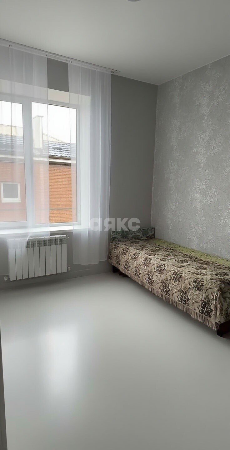 Фото №3: Дом 100&nbsp;м² + 4&nbsp;сот., 1&nbsp;эт. - Батайск, ул. Сарматская