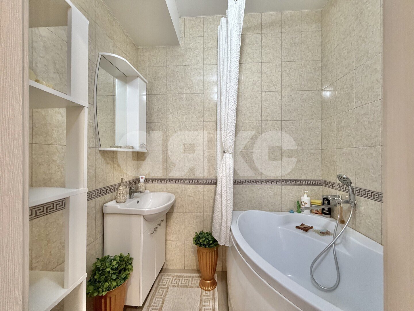 Фото №10: 2-комнатная квартира 51&nbsp;м², 3/3&nbsp;эт. - Батайск, квартал Наливная, мкр. Южный, ул. Славы, 7А