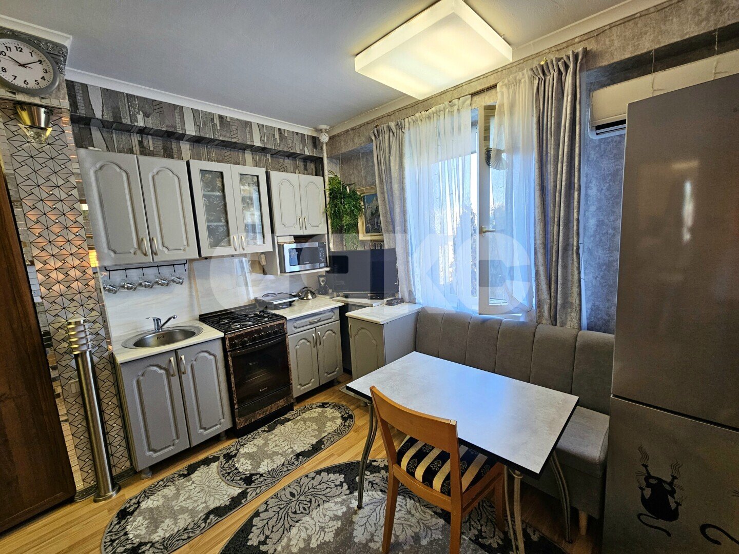 Фото №1: 2-комнатная квартира 35&nbsp;м², 2/5&nbsp;эт. - Сочи, Хостинский, Соболевка, мкр. СНТ Фронтовик, ул. Чайкиной, 11/18
