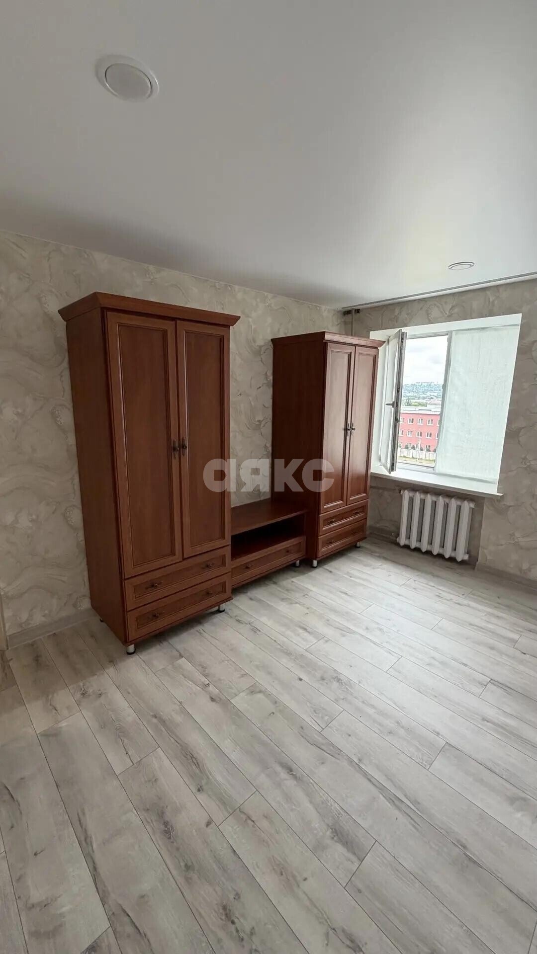 Фото №5: 2-комнатная квартира 53&nbsp;м², 5/9&nbsp;эт. - Луганск, р. Артёмовский, ул. 2-я Краснознамённая, 49Б