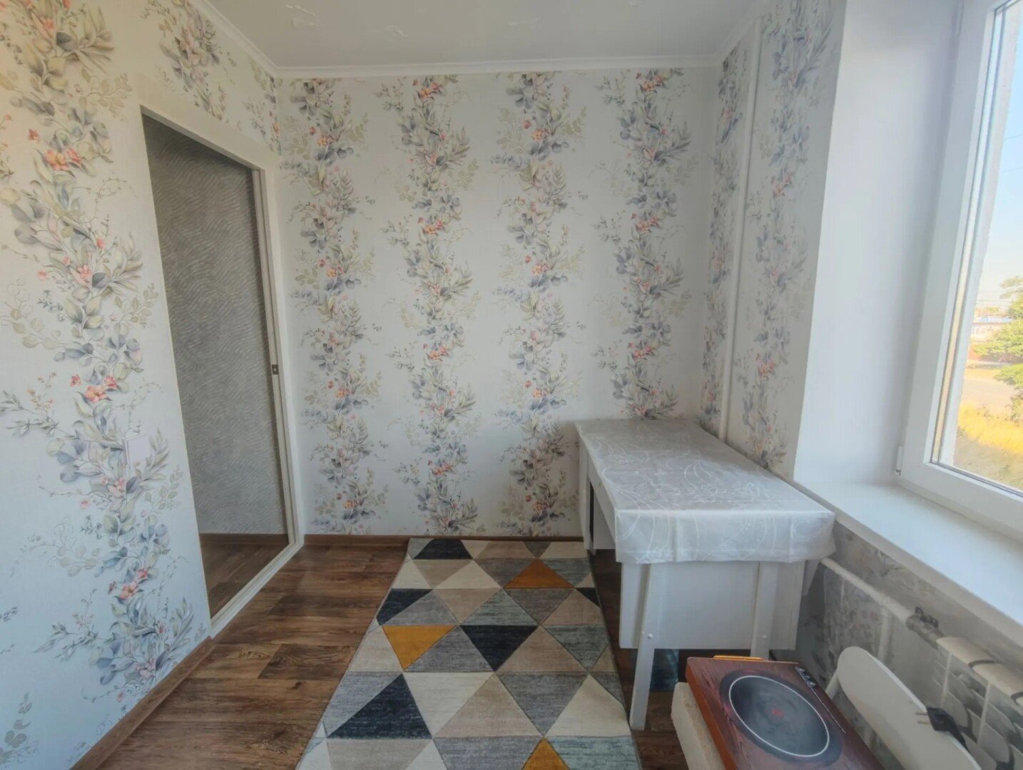Фото №1: 2-комнатная квартира 42&nbsp;м², 2/9&nbsp;эт. - Мариуполь, р. Жовтневый, ул. Карла Либкнехта, 110