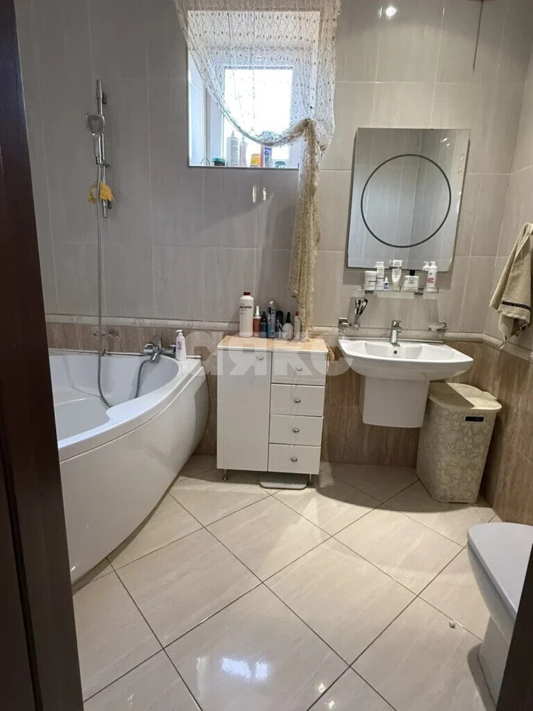 Фото №16: Дом 226&nbsp;м² + 4&nbsp;сот., 2&nbsp;эт. - Армавир, ул. Горького, 290