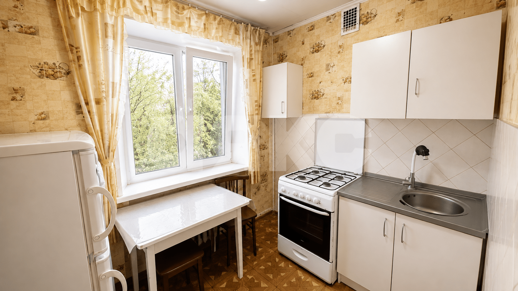 Фото №6: 3-комнатная квартира 61&nbsp;м², 3/5&nbsp;эт. - Луганск, Жовтневый, мкр. квартал Дружба, 1