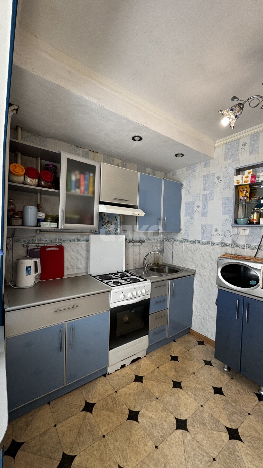 Фото №4: 2-комнатная квартира 43&nbsp;м², 1/9&nbsp;эт. - Туапсе, ул. Черноморская, 4