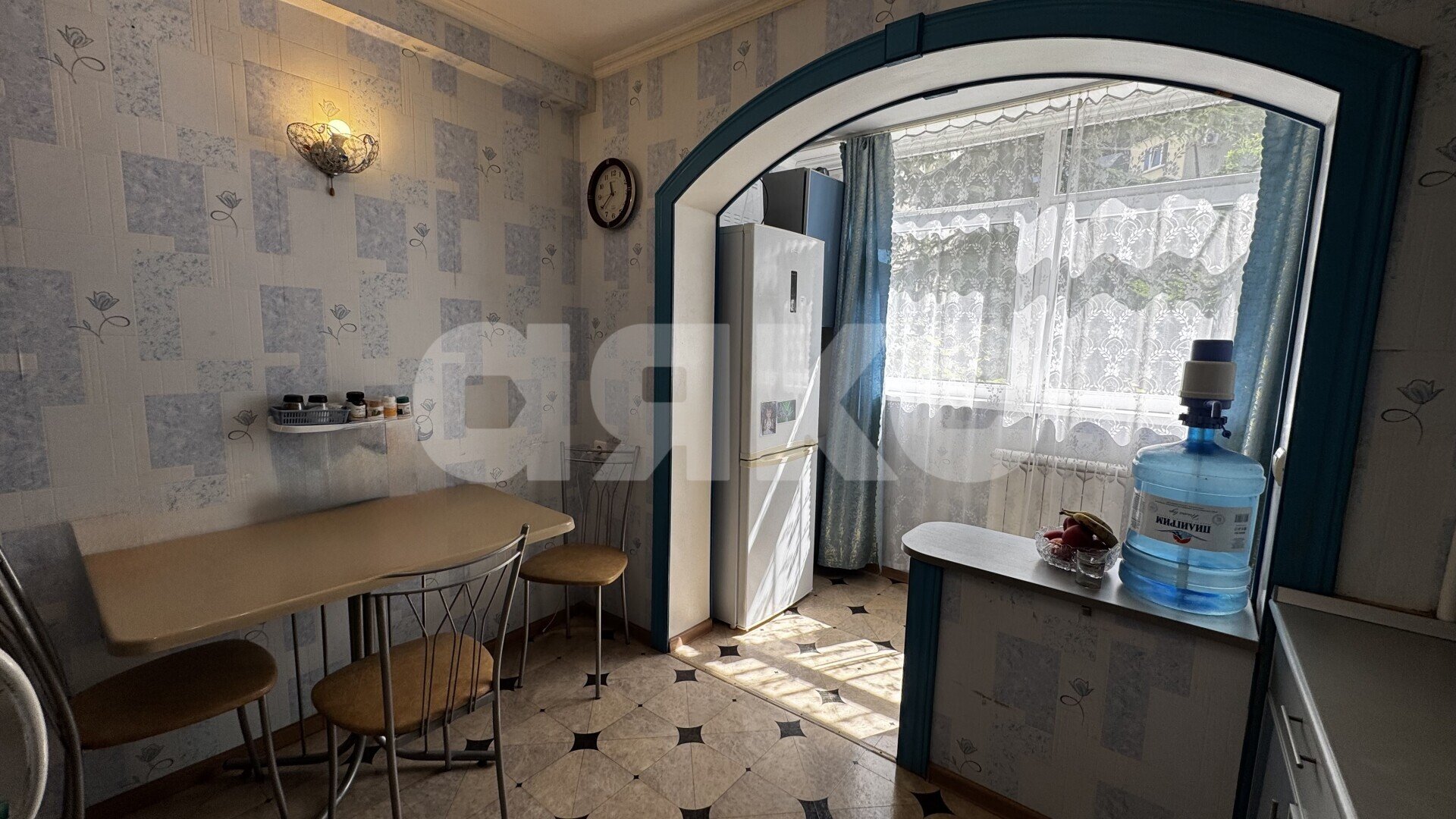 Фото №3: 2-комнатная квартира 43&nbsp;м², 1/9&nbsp;эт. - Туапсе, ул. Черноморская, 4