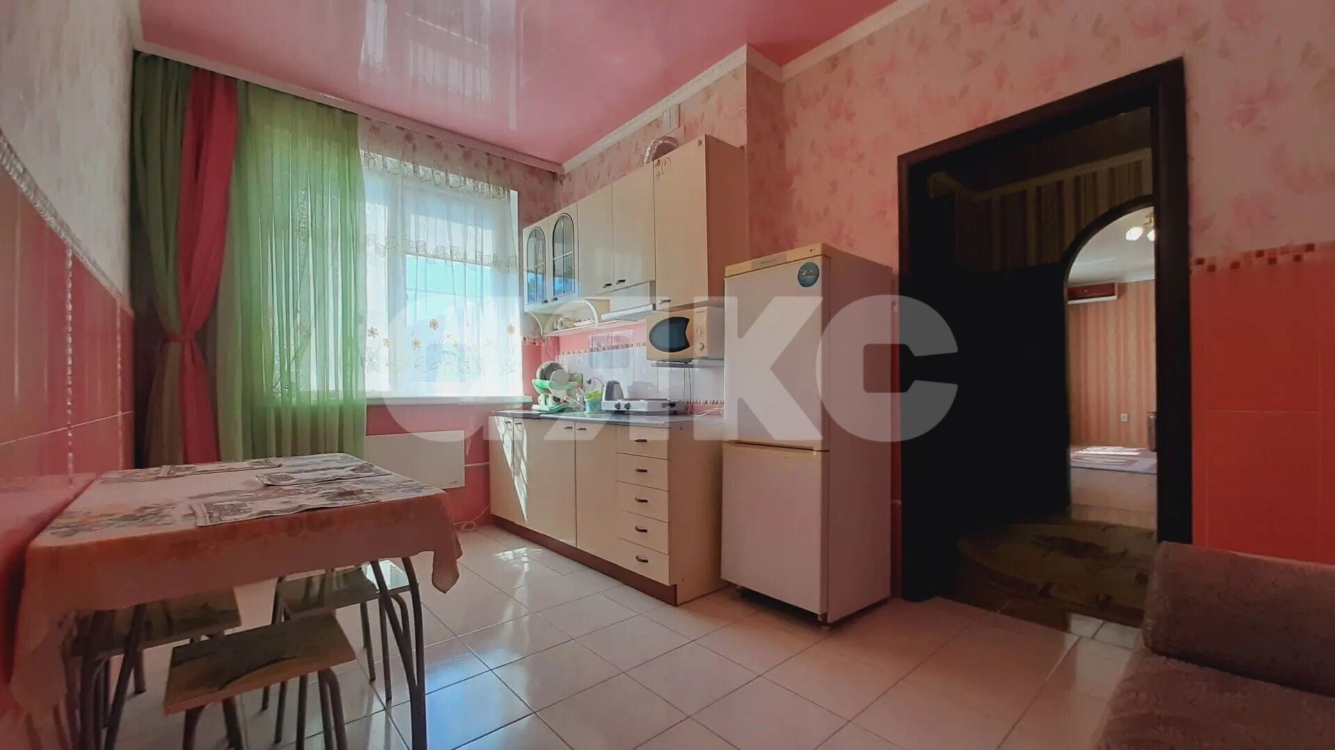 Фото №8: 1-комнатная квартира 56&nbsp;м², 2/4&nbsp;эт. - Джубга, ул. Полевая, 19